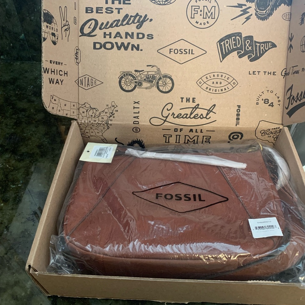 Fossil Skylar Crossbody bag in Brandy color
